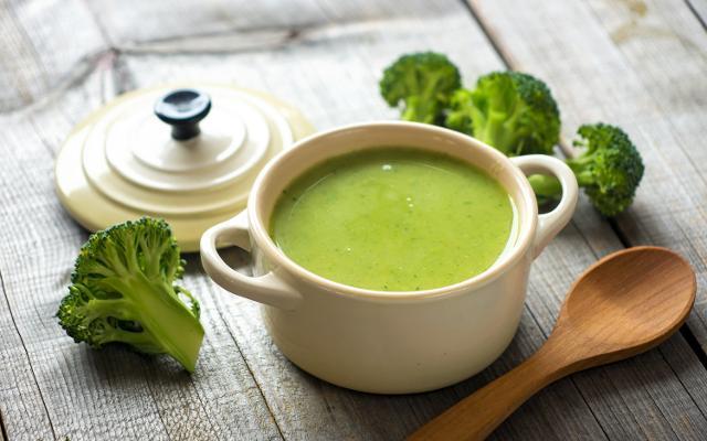Fotografie - brokolicová krémová polievka