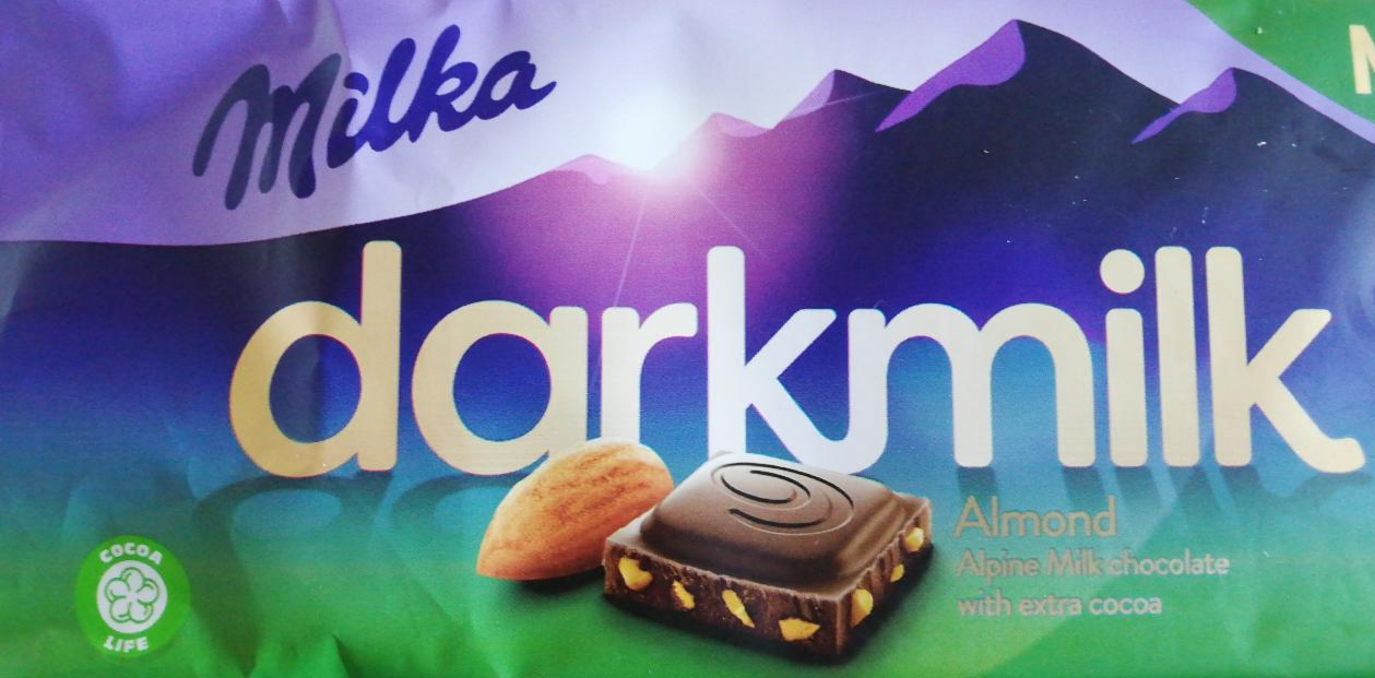 Fotografie - dark milk almond Milka