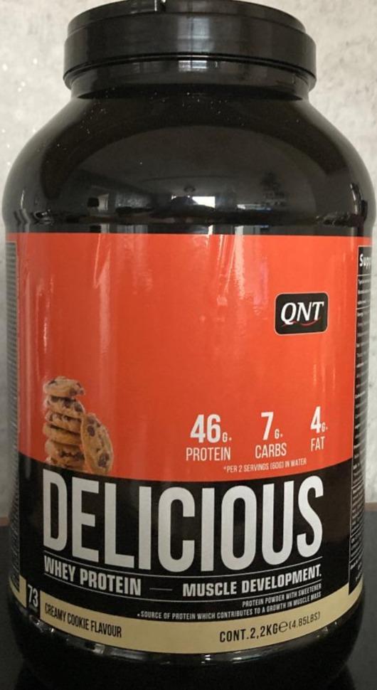 Fotografie - Delicious Whey Protein Powder Creamy Cookie QNT