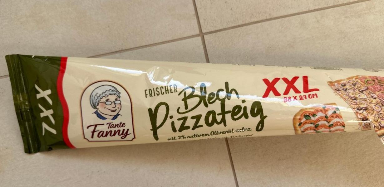 Fotografie - Frischer Blech Pizzateig Tante Fanny