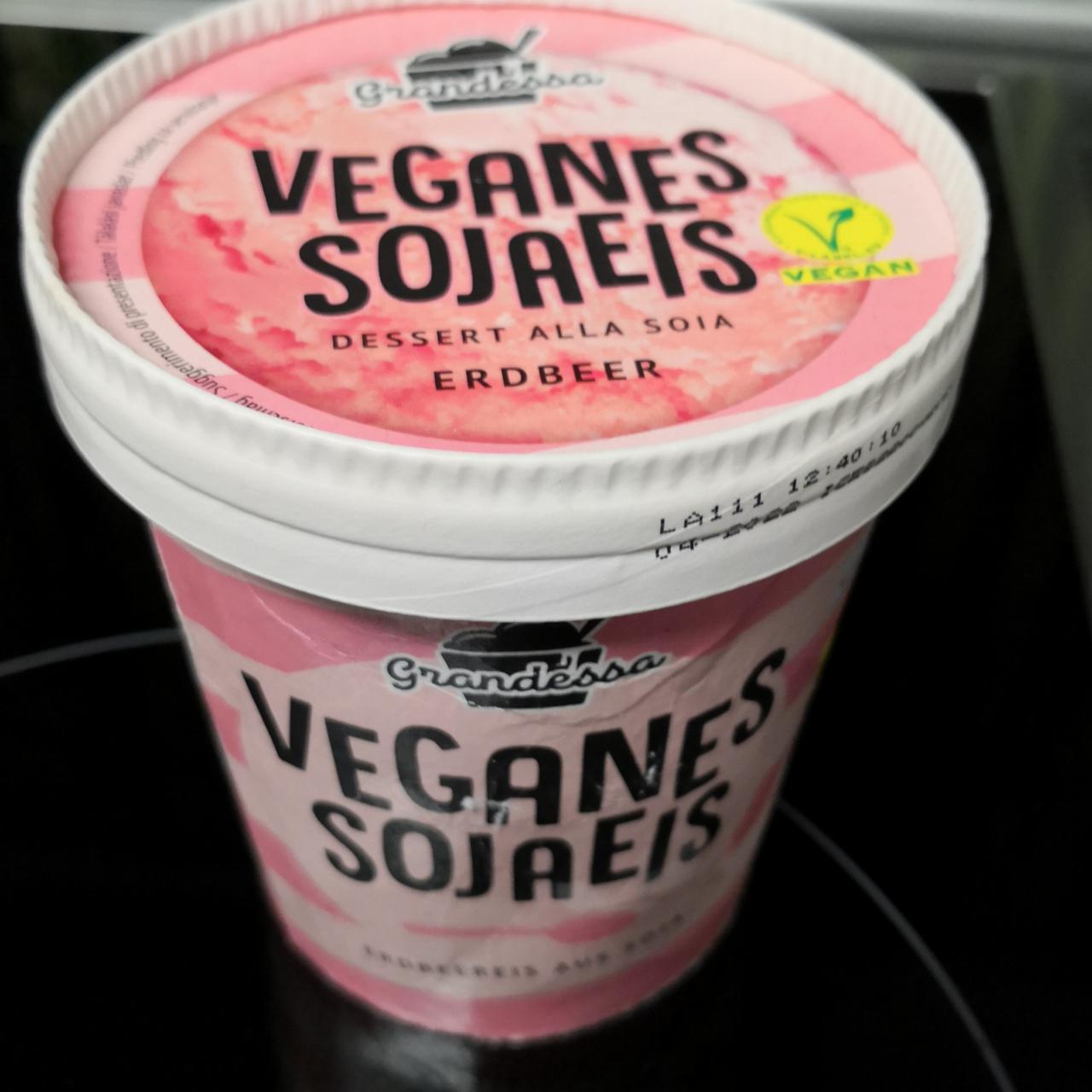 Fotografie - Veganes Sojaeis Erdbeer Grandessa