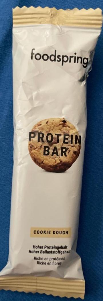 Fotografie - foodspring protein bar cookie dough