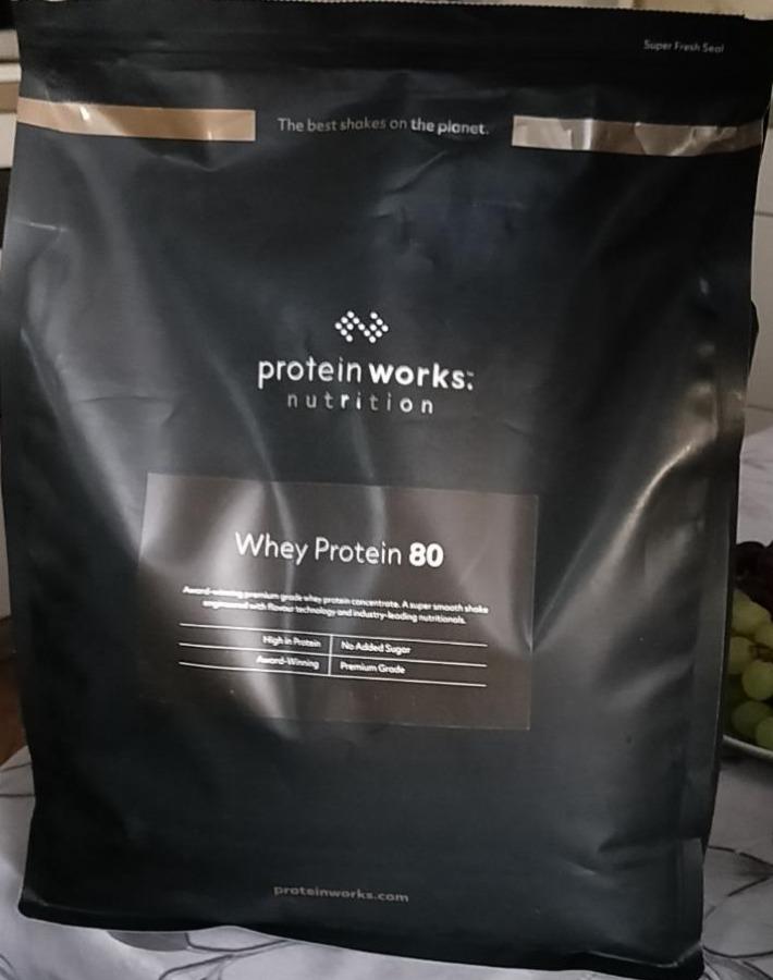 Fotografie - Whey Protein 80 Strawberries 'n' Cream Protein Works