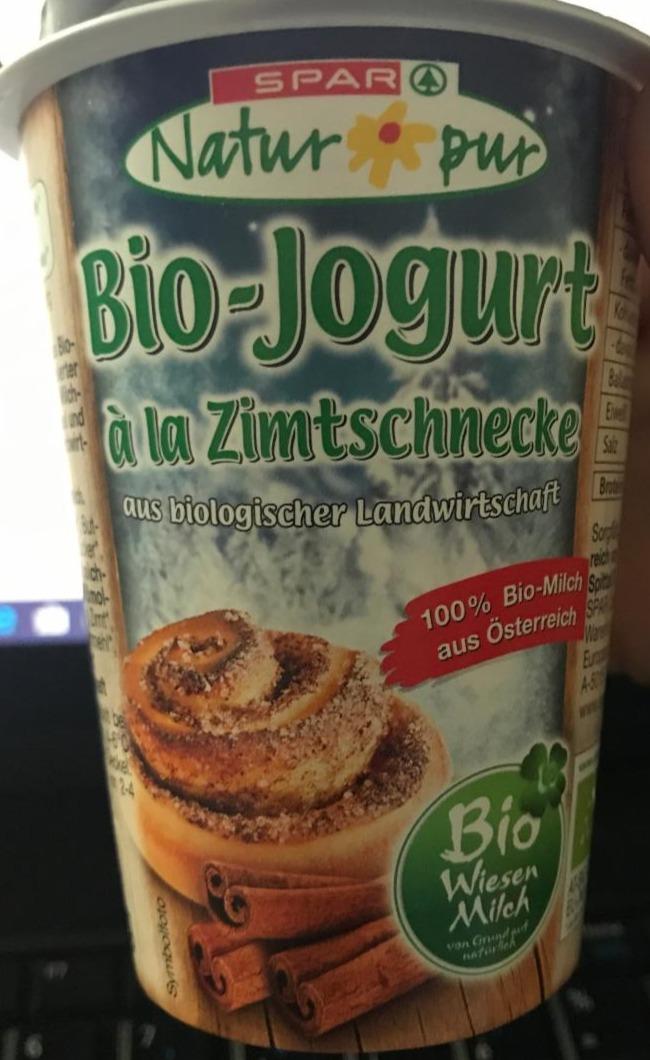 Fotografie - bio jogurt spar skoricovy slimak