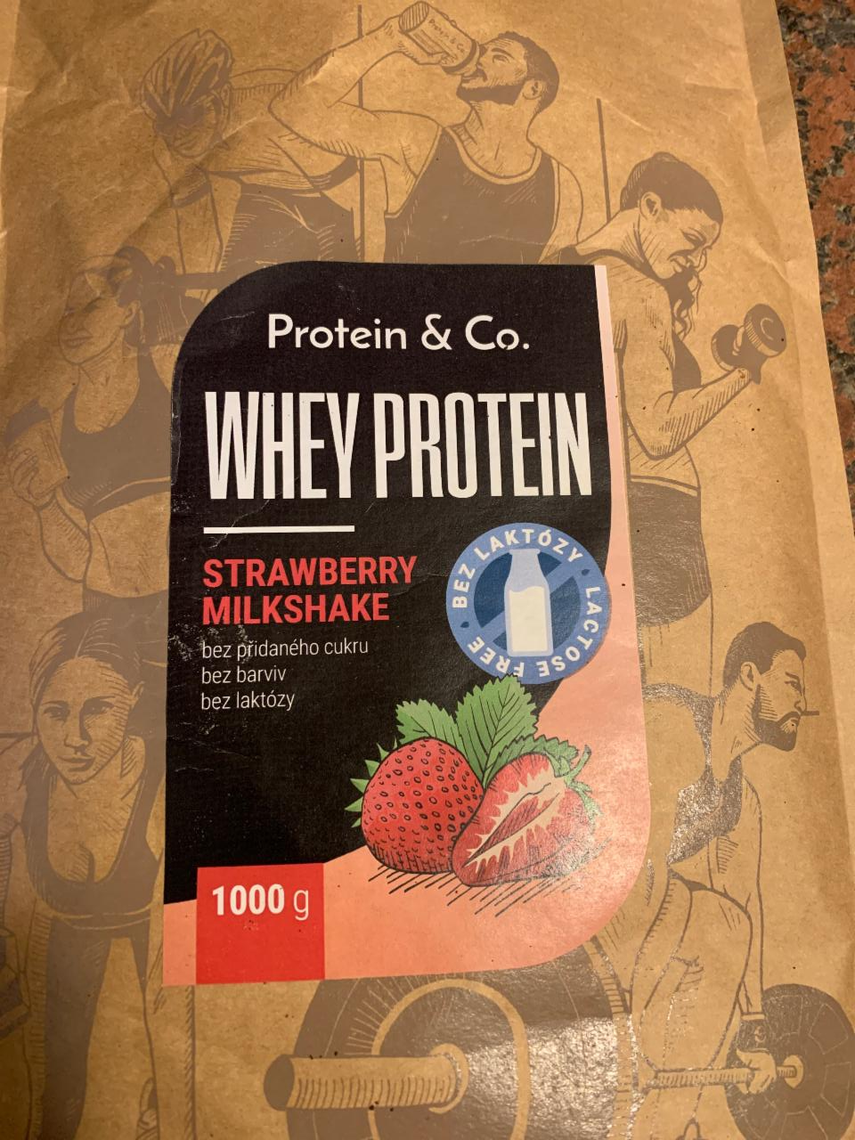 Fotografie - Whey protein Strawberry milkshake Protein & Co.