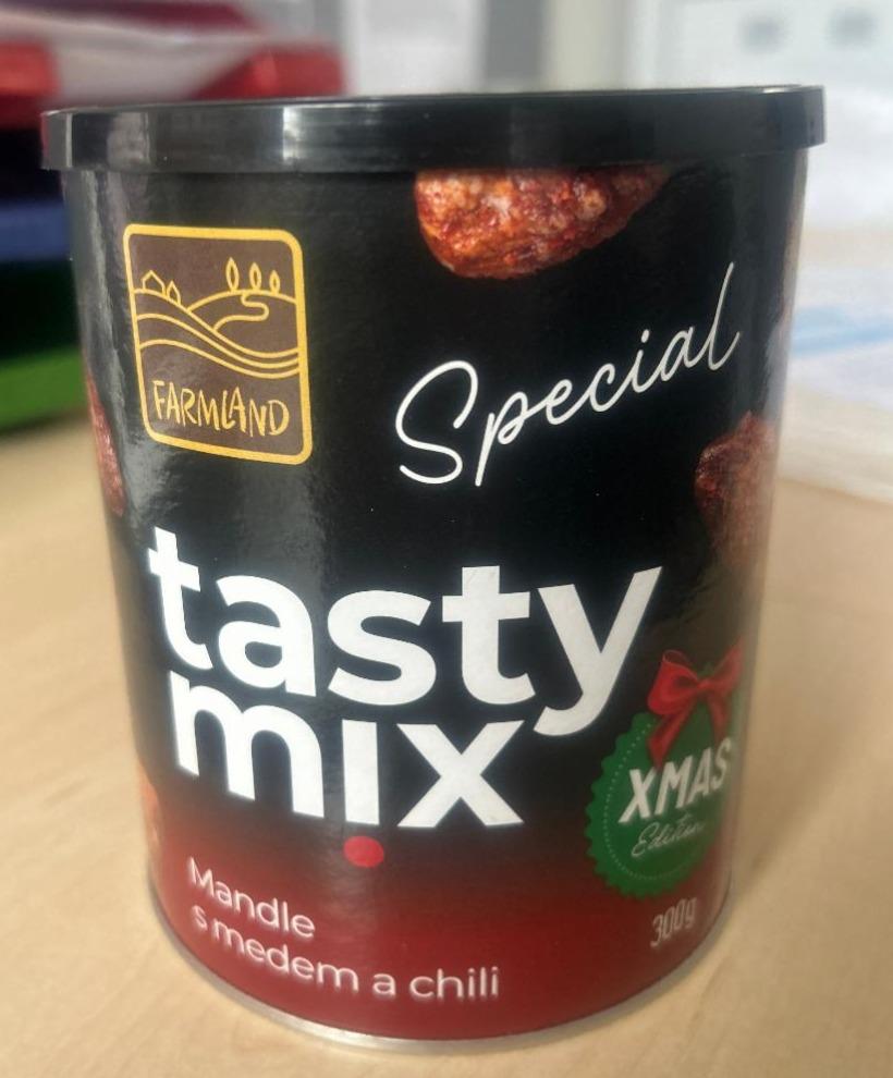 Fotografie - Special tasty mix Mandle s medem a chili Farmland