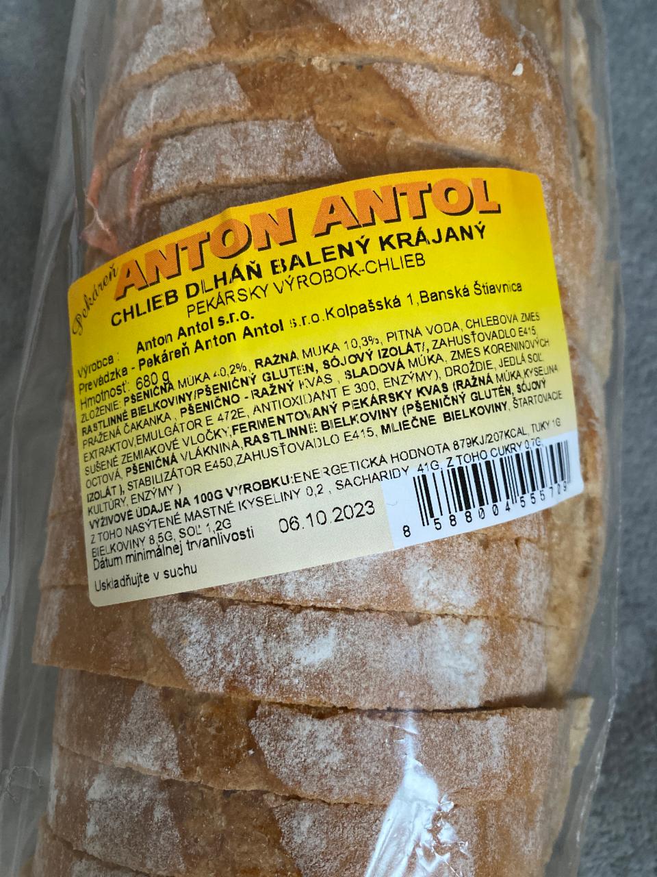 Fotografie - Chlieb dlháň balený krájaný Anton Antol