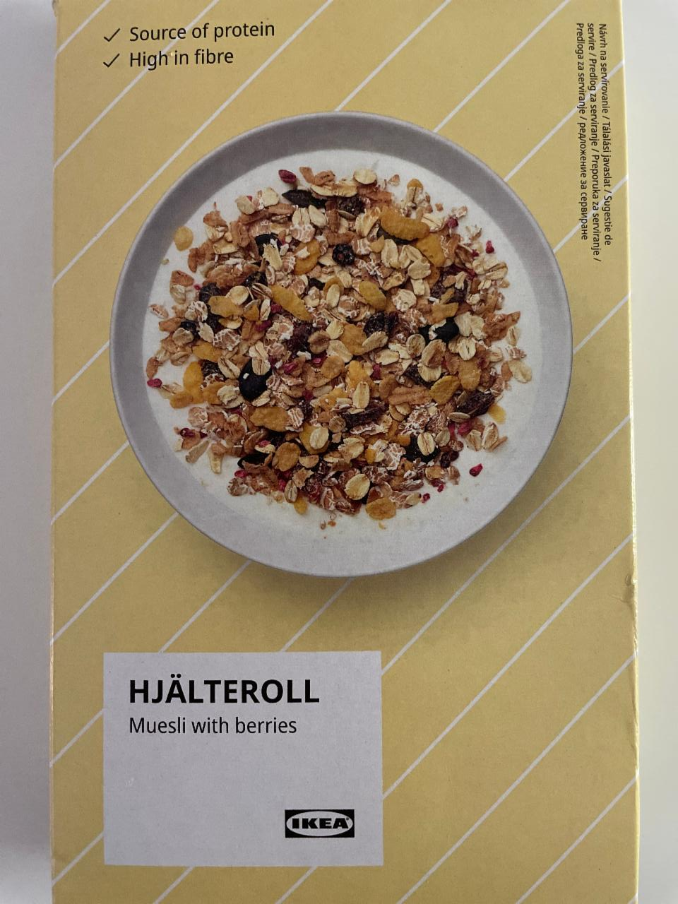 Fotografie - Hjälteroll Muesli with berries