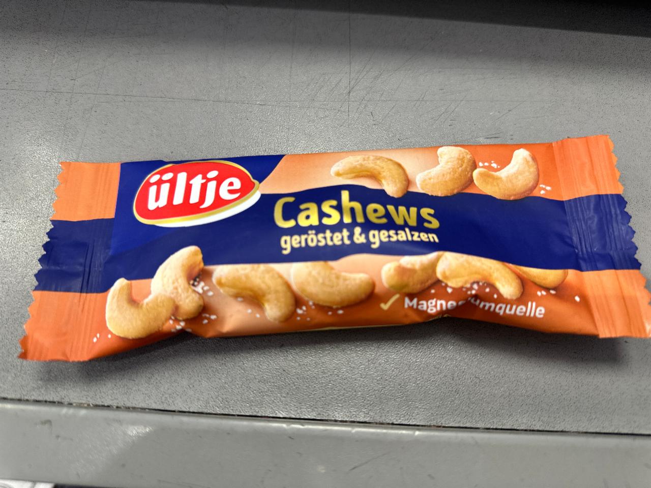 Fotografie - Cashew gerostet & gesalzen Ültje