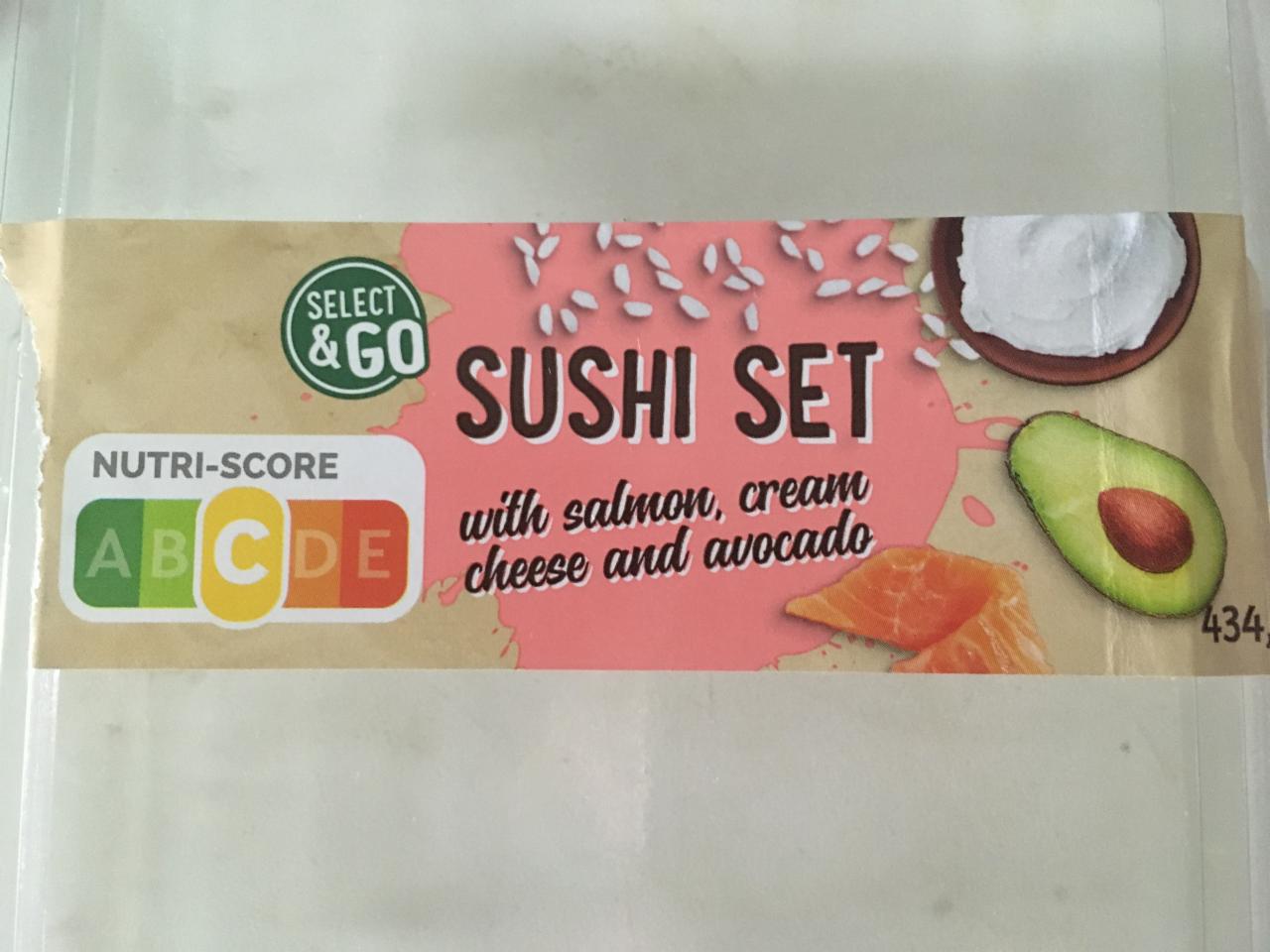 Fotografie - Sushi Set with salmon, cream cheese and avocado Select & GO