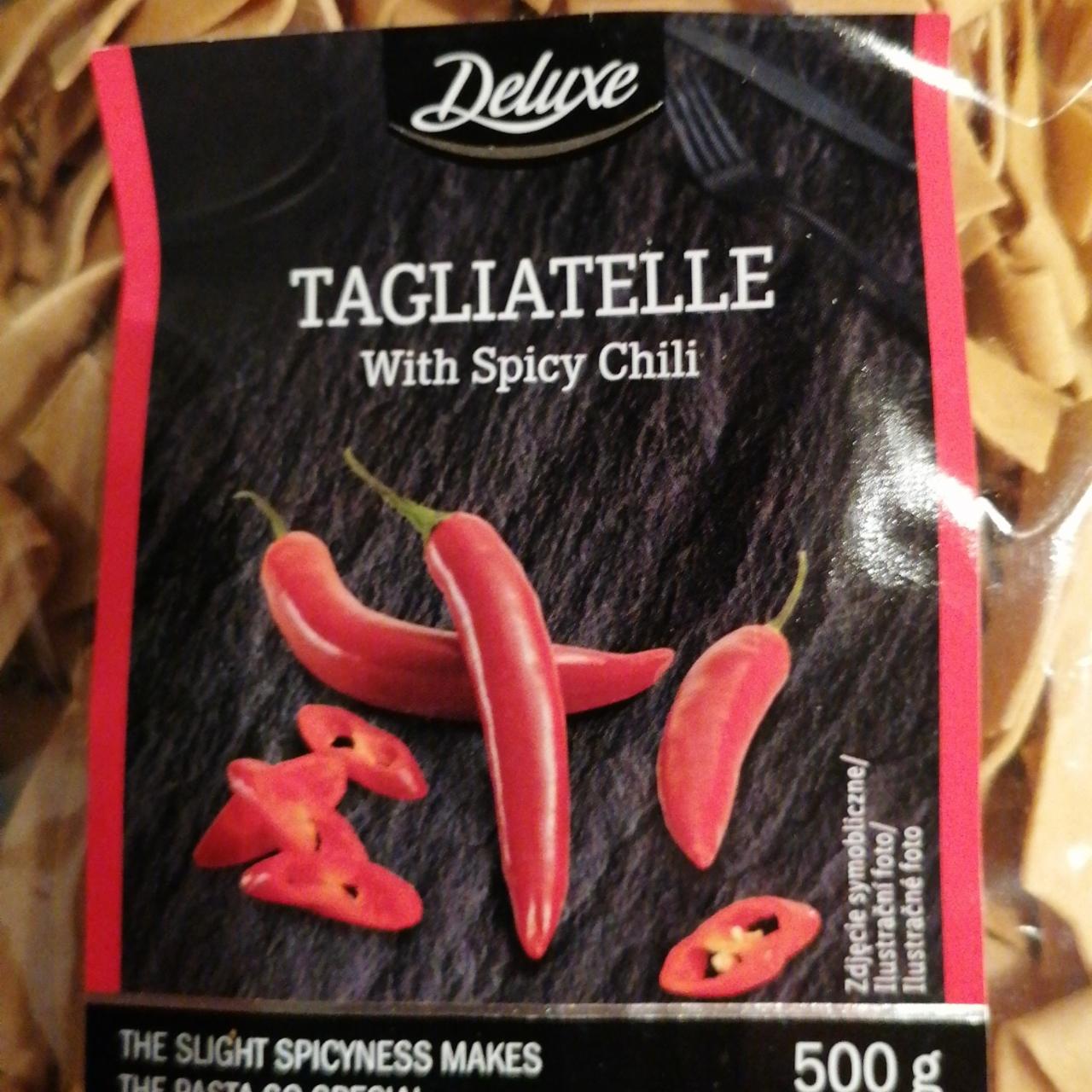 Fotografie - Tagliatelle with Spicy Chili Deluxe