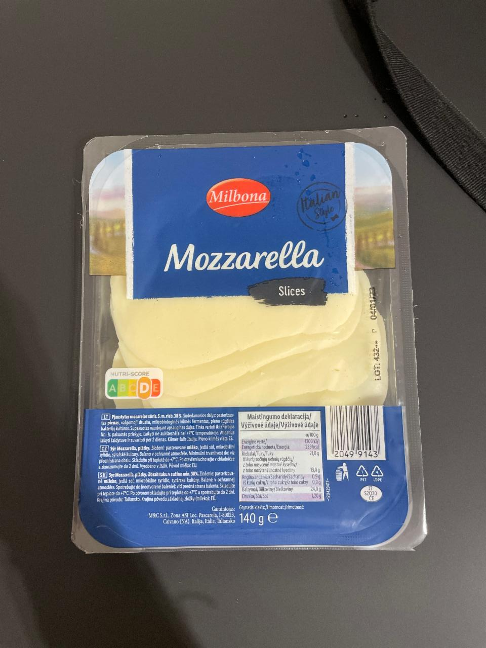 Fotografie - Mozzarella slices Milbona