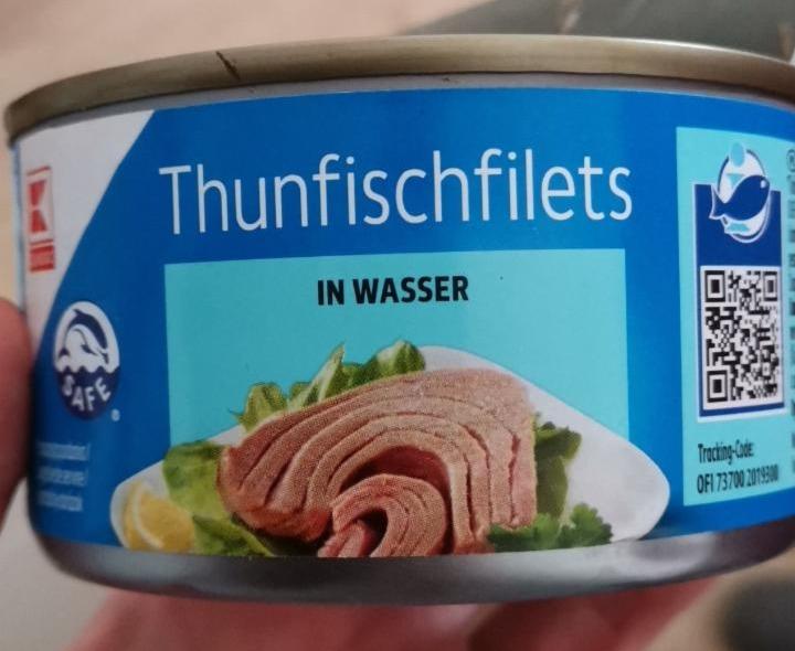 Fotografie - Thunfischfilets in wasser