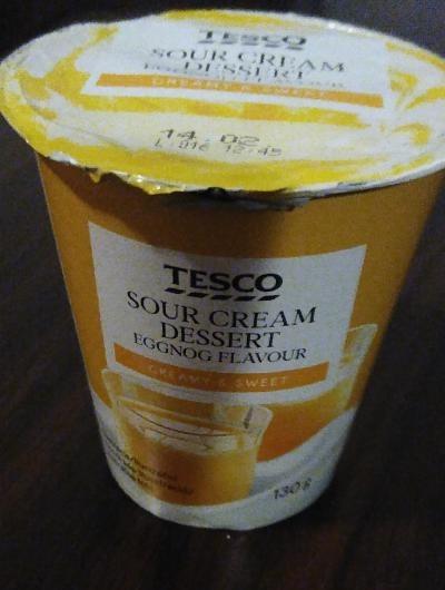 Fotografie - Tesco Sour cream dessert eggnog flavour