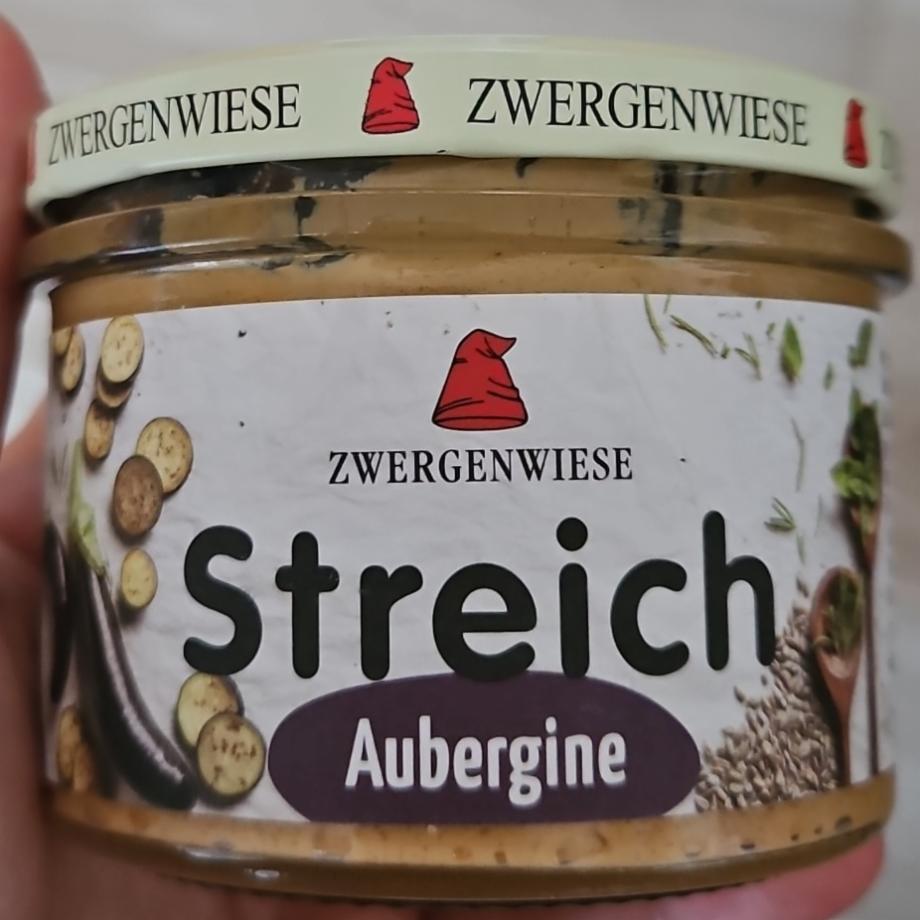 Fotografie - Streich Aubergine Zwergenwiese