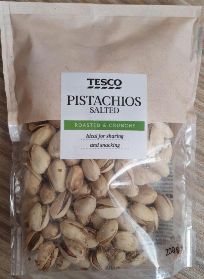 Fotografie - Pistachios Salted roasted & crunchy Tesco