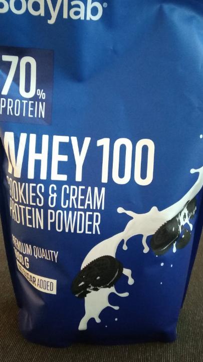Fotografie - Whey Protein 100 cookies & cream Bodylab