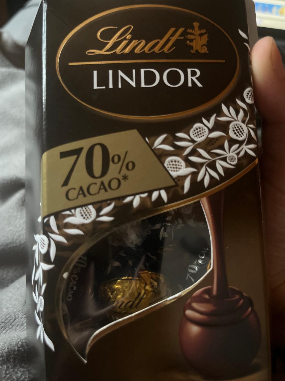 Fotografie - Lindor 70% cacao Extra Dark CHocolate Lindt