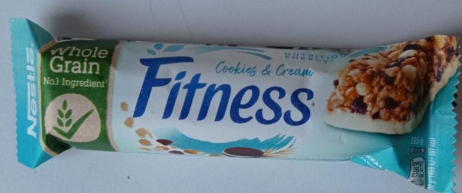 Fotografie - Nestlé Fitness tyčinka Cookies&Cream