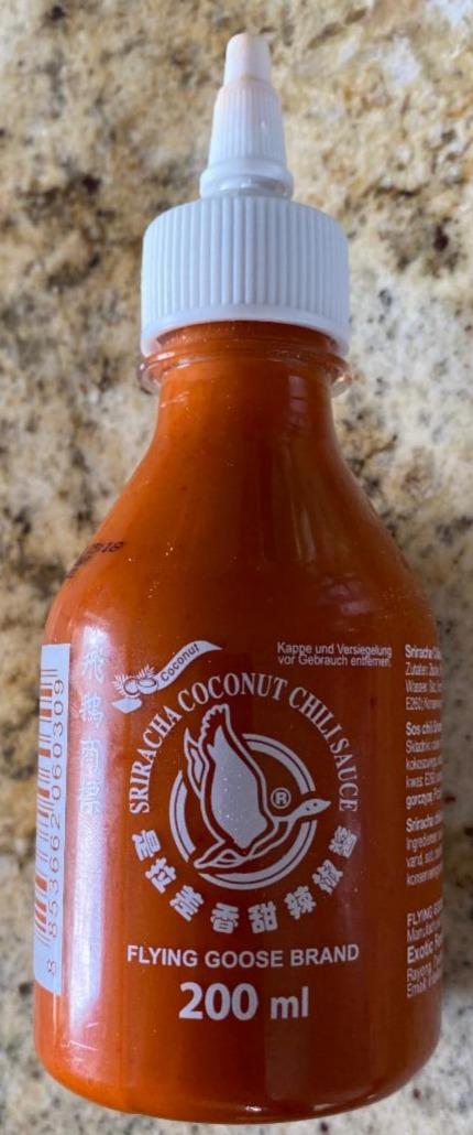 Fotografie - Sriracha coconut chili saucr