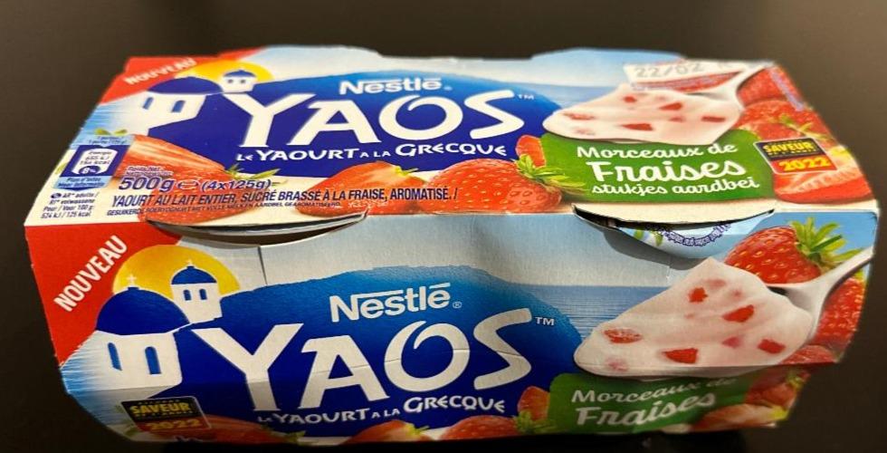 Fotografie - Yaourt à la grecque Morceaux de fraise Yaos Nestlé