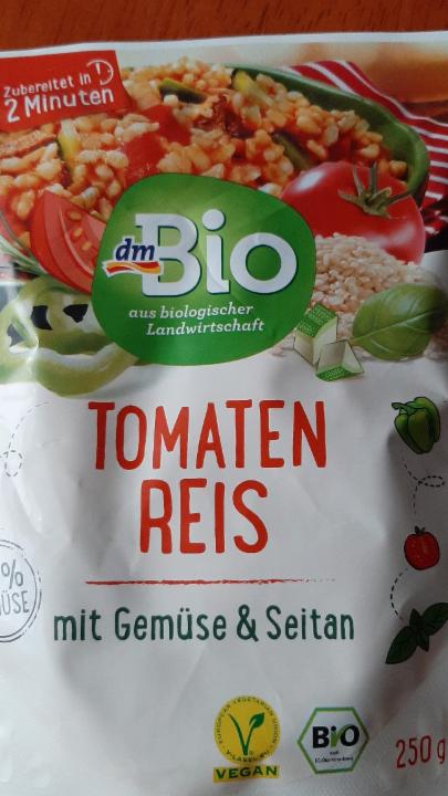 Fotografie - hotová rajčatová rýže se zeleninou a seitanem dmBio