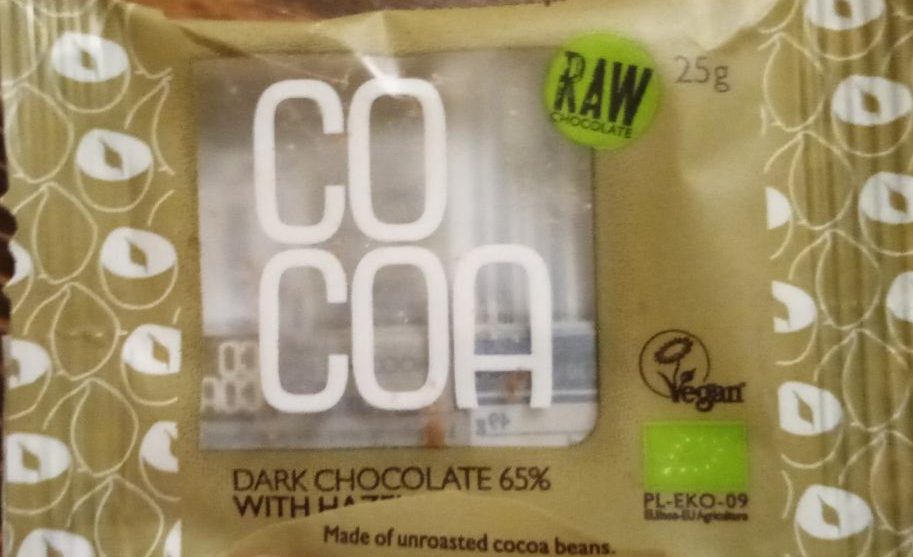 Fotografie - COCOA RAW dark chocolate 65% with hazelnuts
