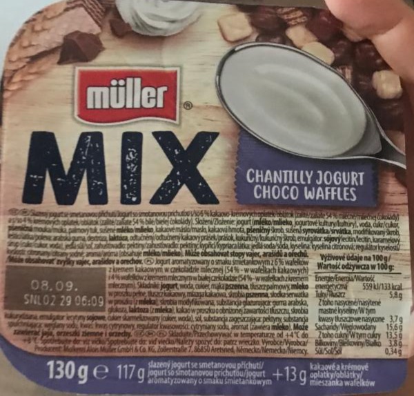 Fotografie - Müller mix chantilly jogurt choco waffles