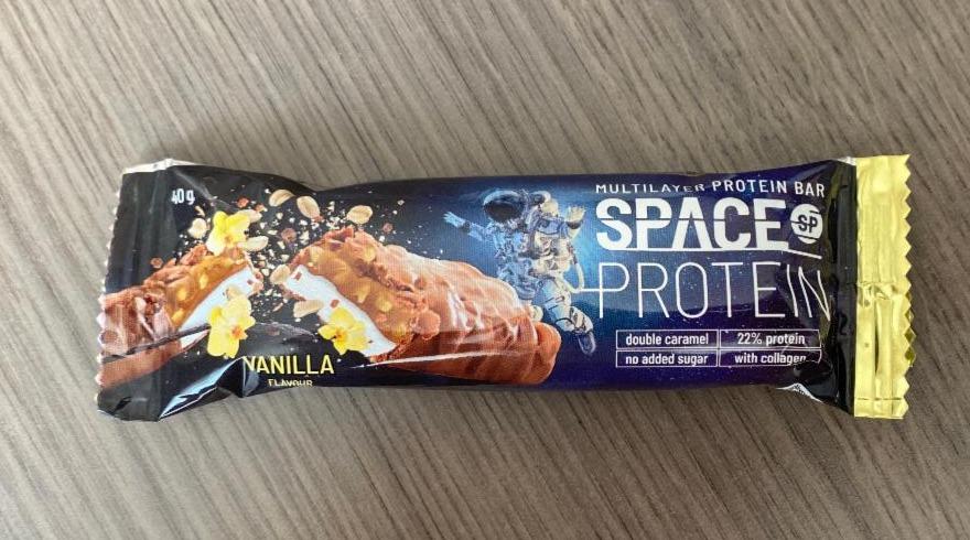 Fotografie - Multilayer Protein Bar Vanilla Space Protein