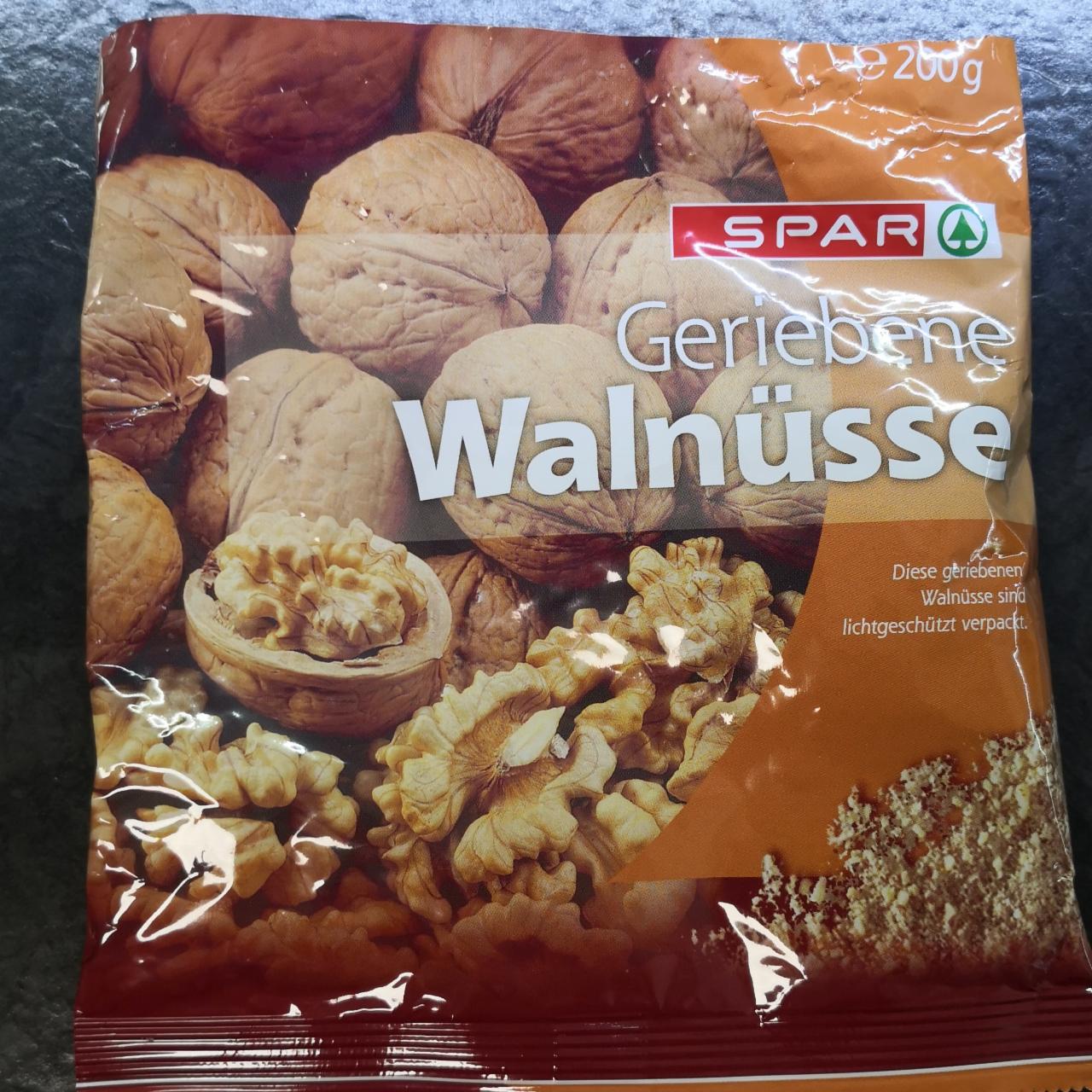 Fotografie - Geriebene Walnüsse Spar