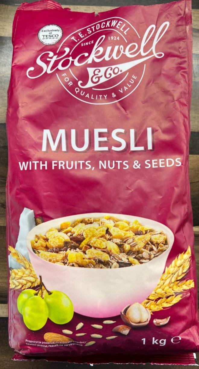 Fotografie - muesli with fruit, nuts & seeds Stockwell