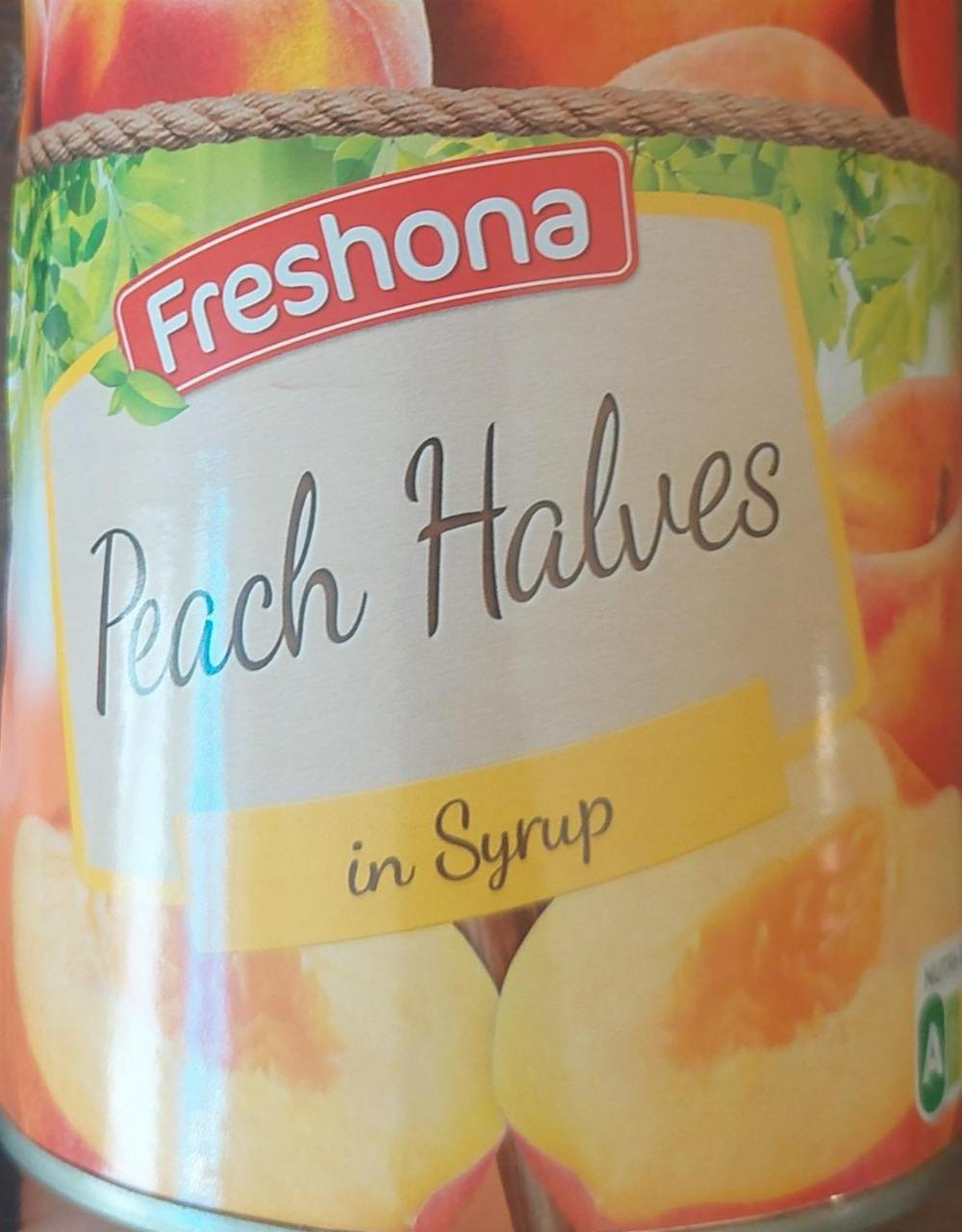 Fotografie - Peach halves in syrup Freshona