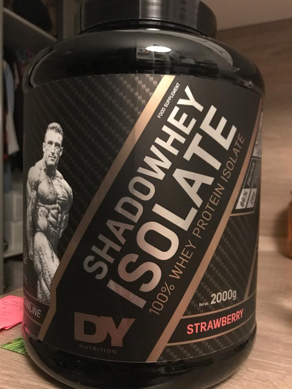 Fotografie - Shadowhey Isolate 100% Whey Protein Isolate Strawbery DY Nutrition