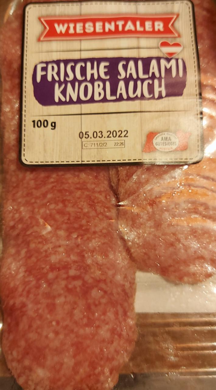 Fotografie - frische salami knoblauch