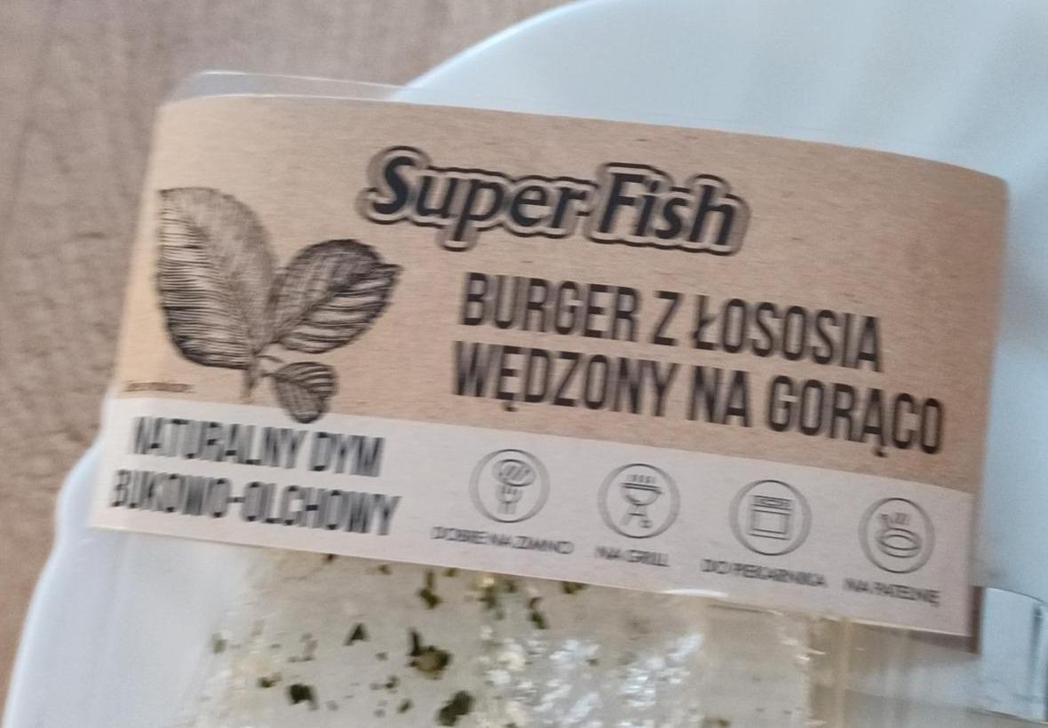 Fotografie - Burger z lososia wedzony na goraco SuperFish