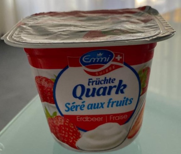 Fotografie - Früchte Quark Erdbeer Emmi