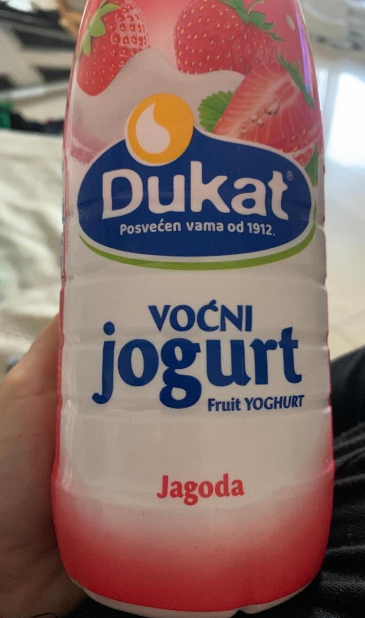 Fotografie - Vocni jogurt Jagoda Dukat