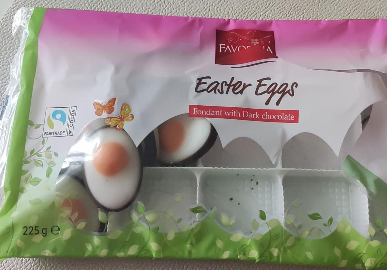 Fotografie - Easter Eggs Fondant with Dark chocolate Favorina