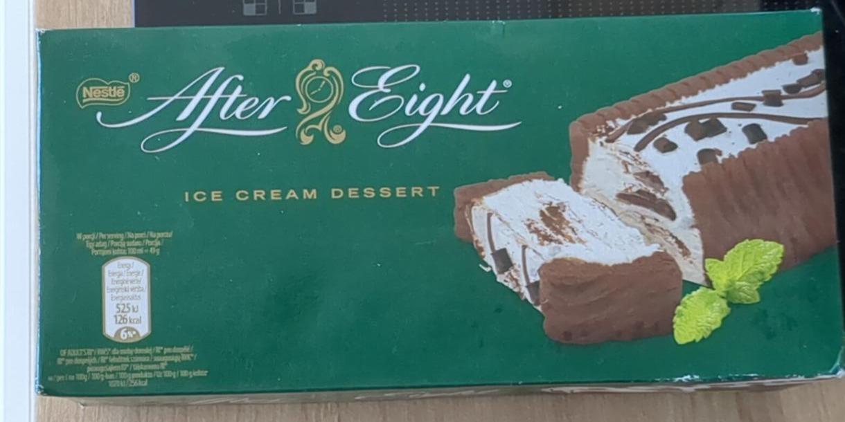 Fotografie - After Eight ice cream dessert