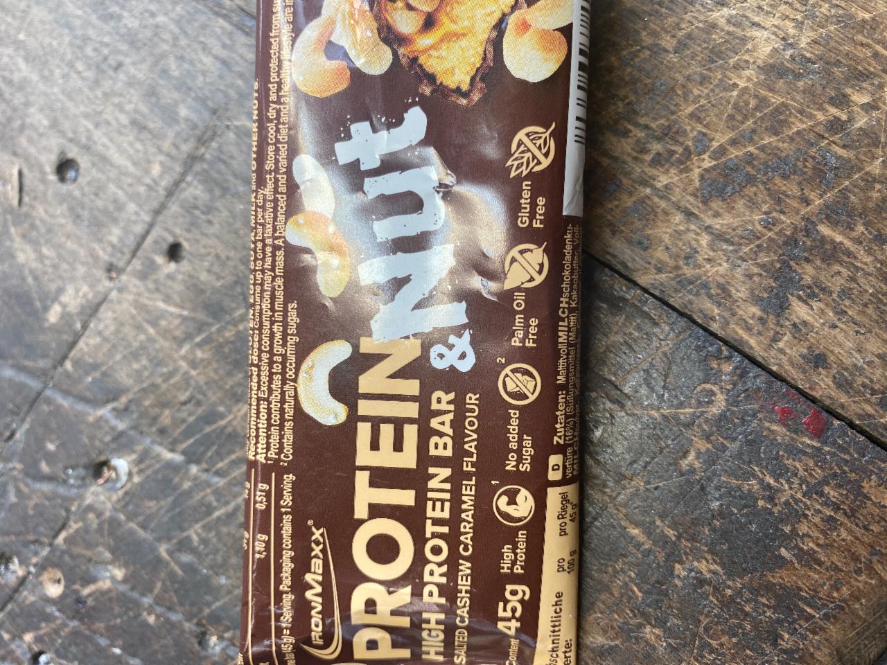 Fotografie - high protein bar salted cashew caramel flavour