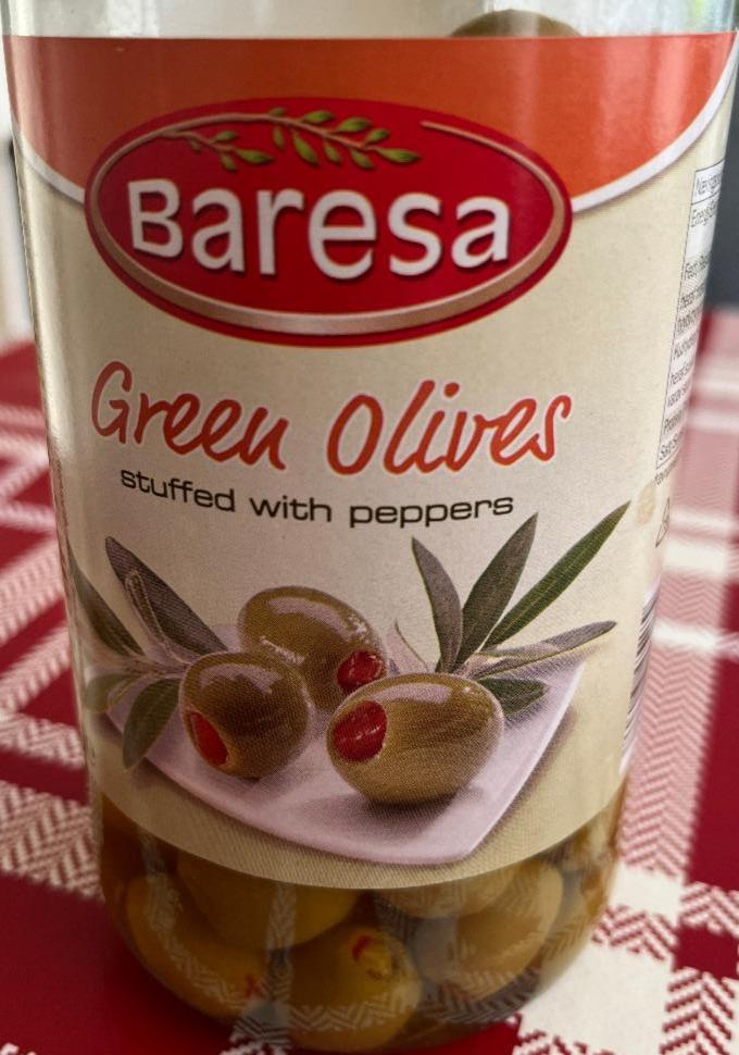 Fotografie - Green olives stuffed with peppers Baresa