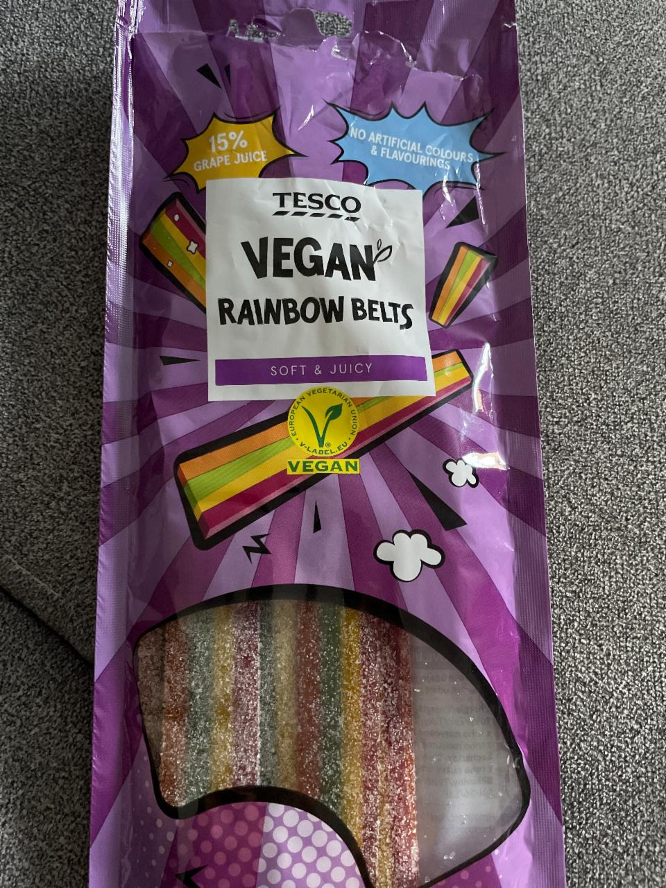 Fotografie - Vegan Rainbow Belts Tesco
