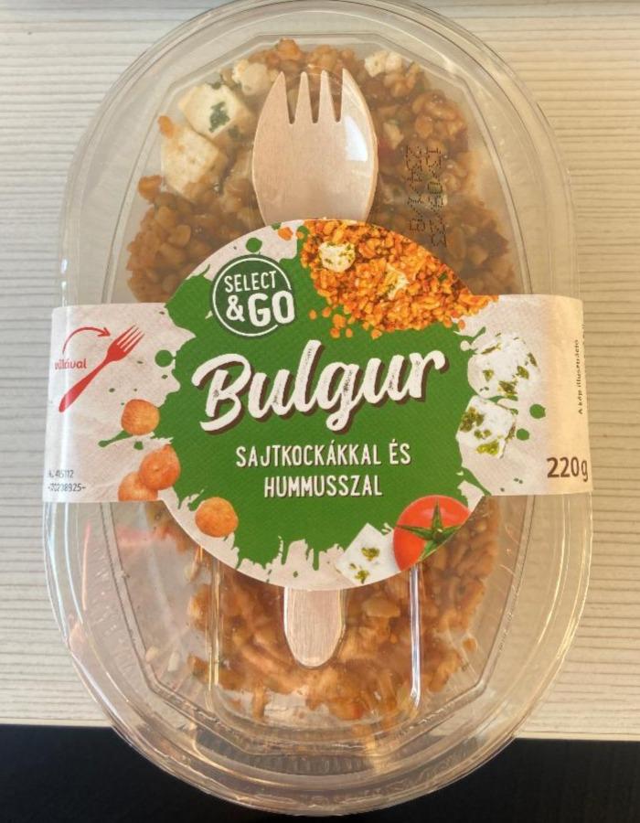 Fotografie - Bulgur Sajtkockákkal és humusszal Select&Go