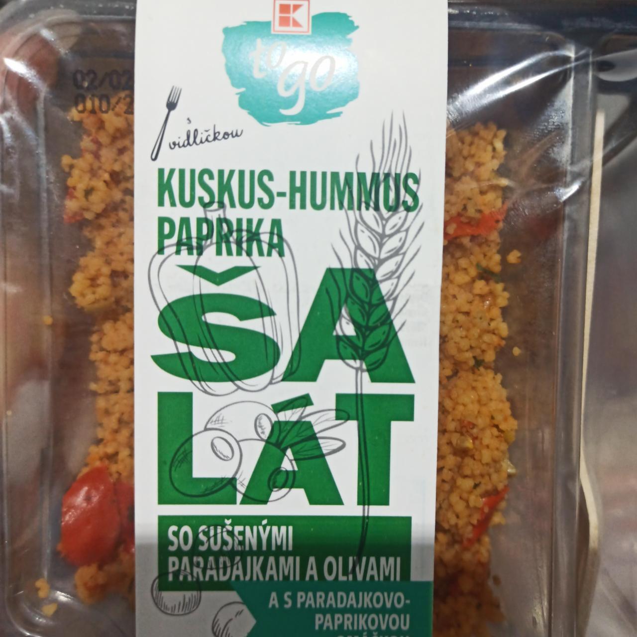Fotografie - Kuskus-hummus paprika šalát so sušenými paradajkami a olivami K To go
