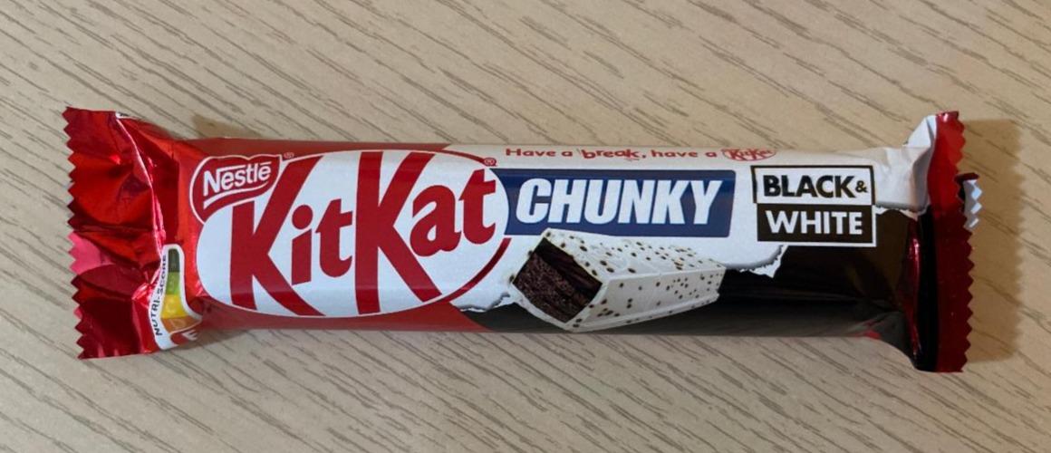 Fotografie - KitKat Chunky Black & White Nestlé