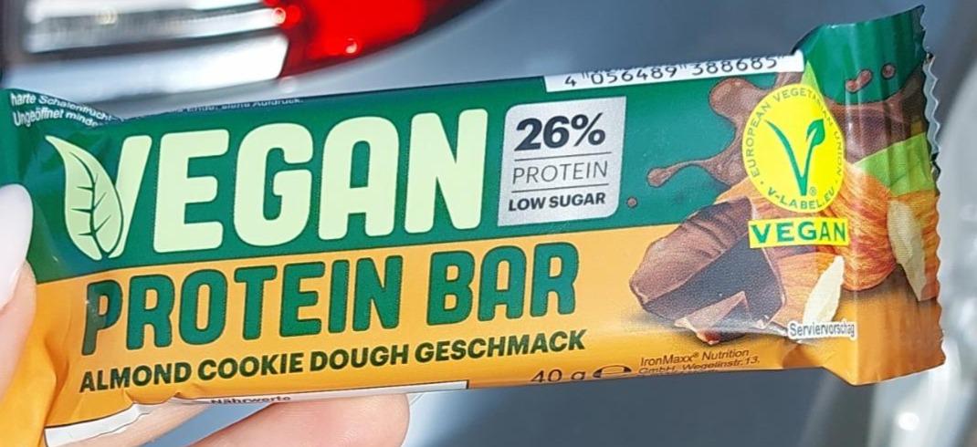 Fotografie - Vegan protein bar 26% almond cookie dough geschmak