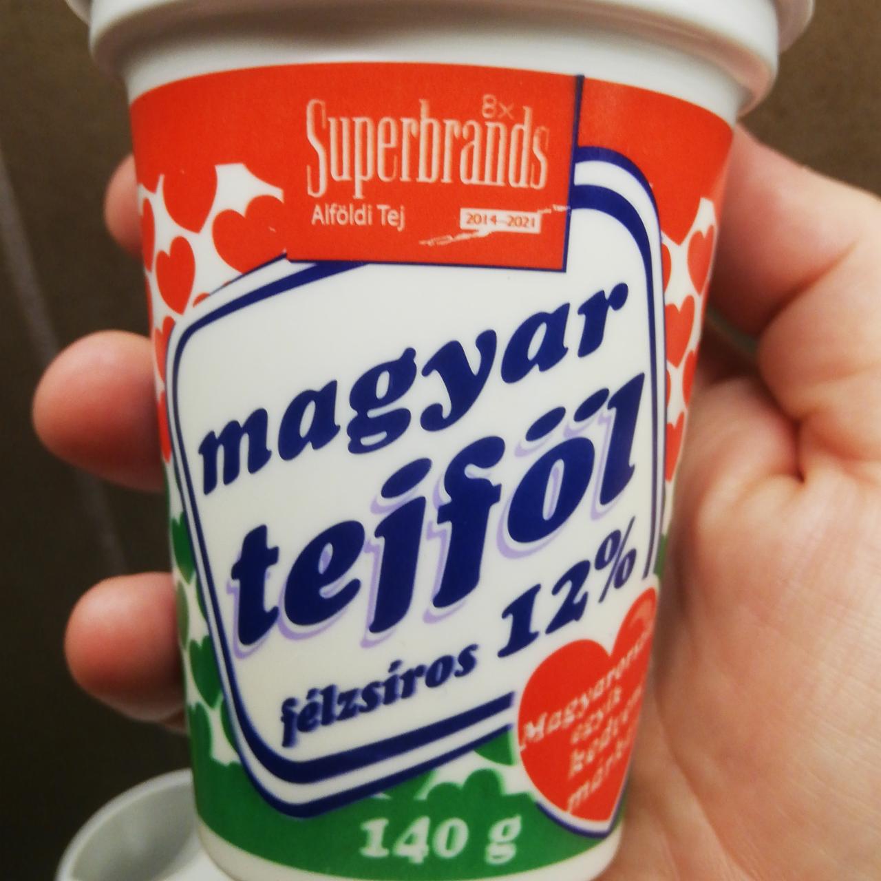 Fotografie - kyslá smotana 12% Superbrands