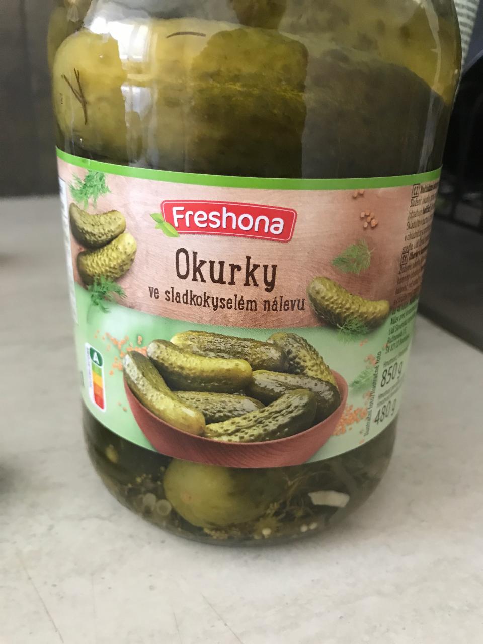 Fotografie - Okurky ve sladkokyselém nálevu Freshona