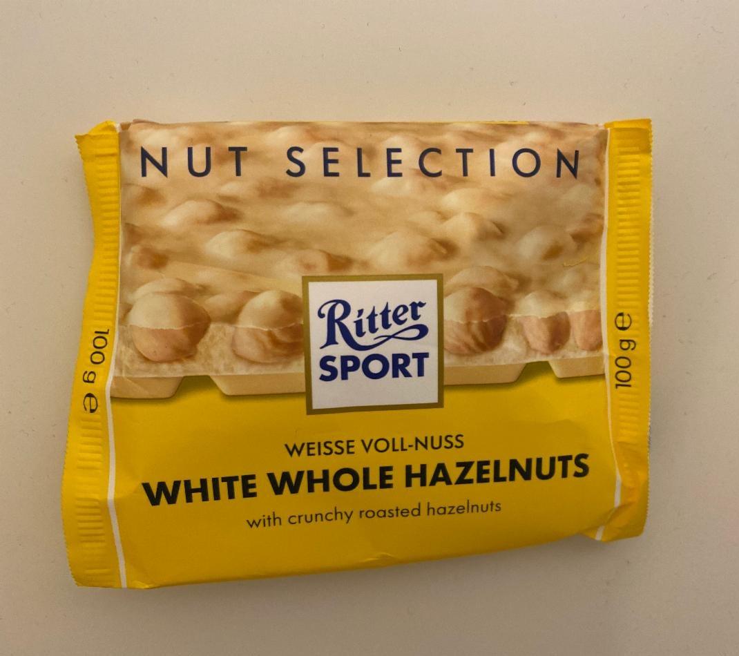 Fotografie - Ritter Sport White Whole Hazelnuts