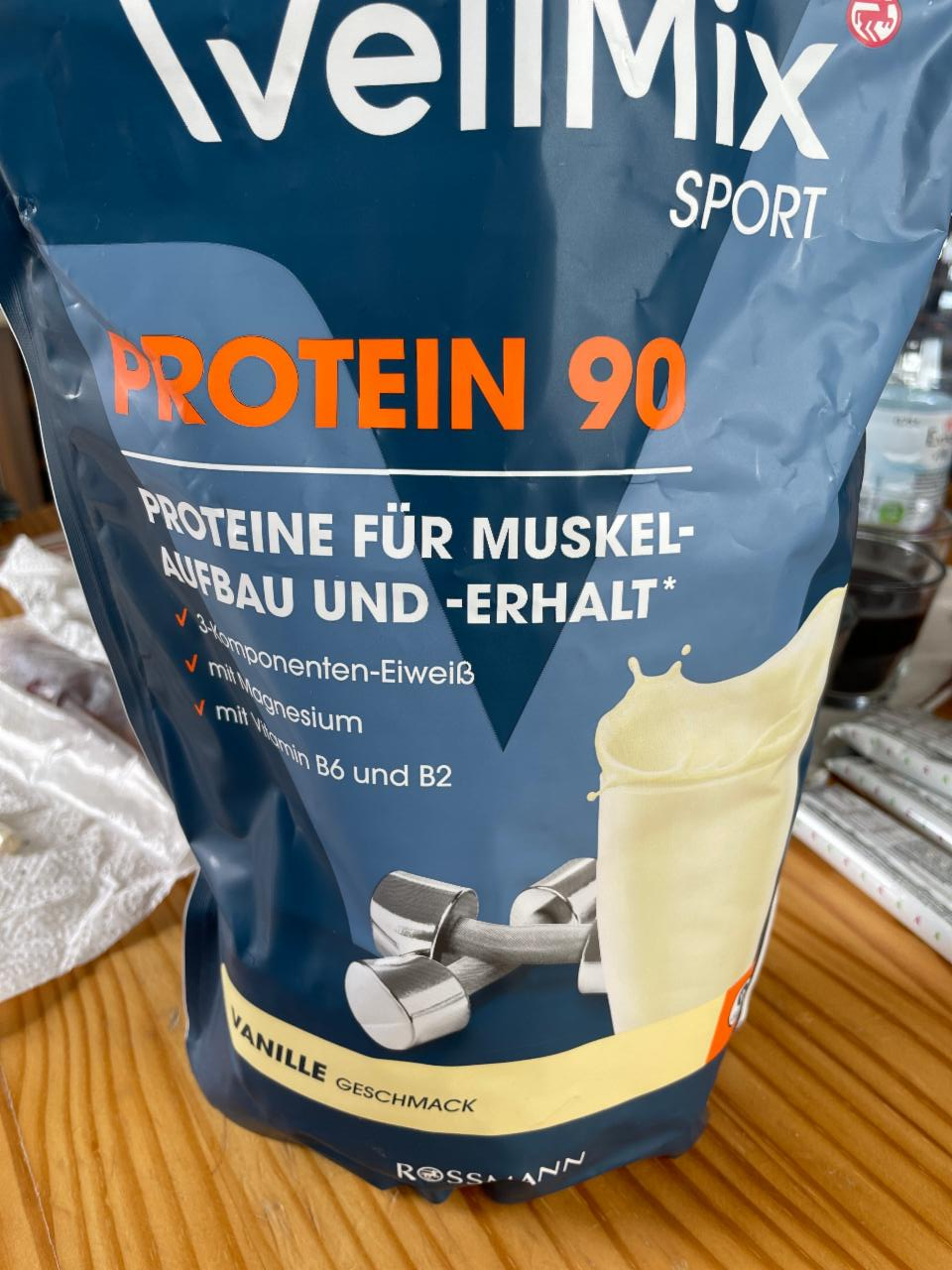 Fotografie - wellmix sport protein 90 vanille